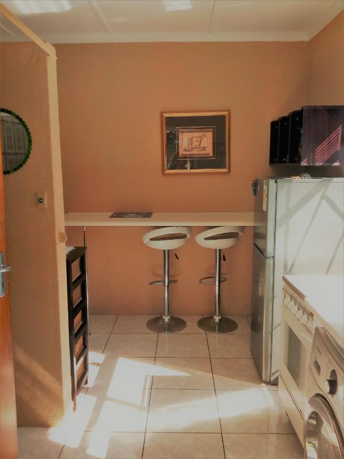 36 Df Strauss Street Apartamento Kleinmond Exterior foto