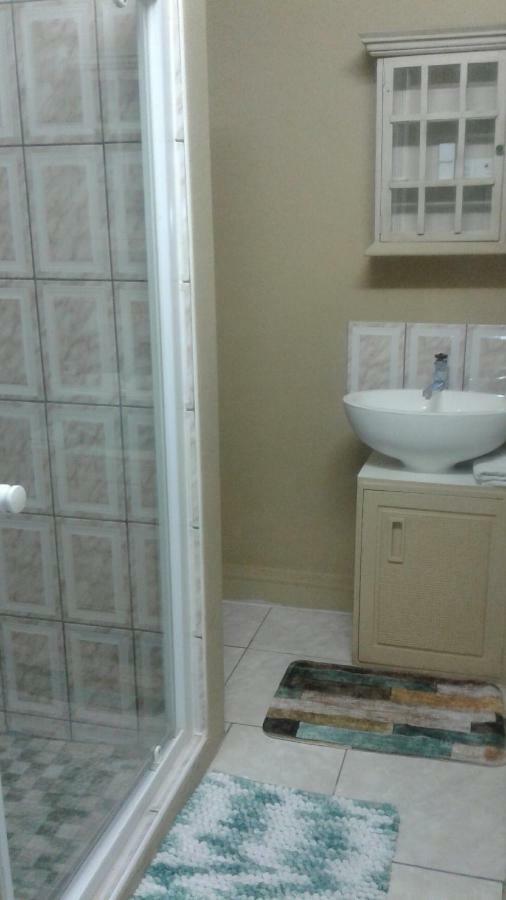 36 Df Strauss Street Apartamento Kleinmond Exterior foto